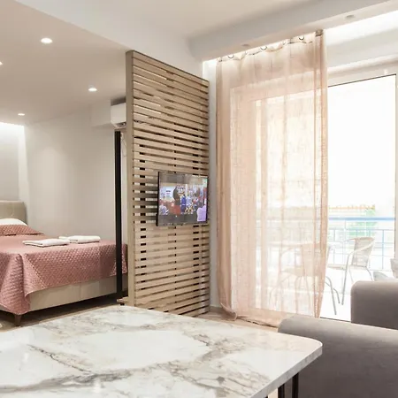 Apartment Petralona Gem Hotel-style With Balcony Athens